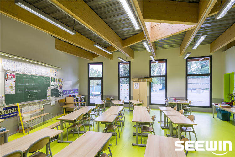 學校家具